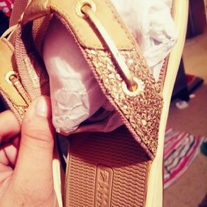 Flip flops used but new!